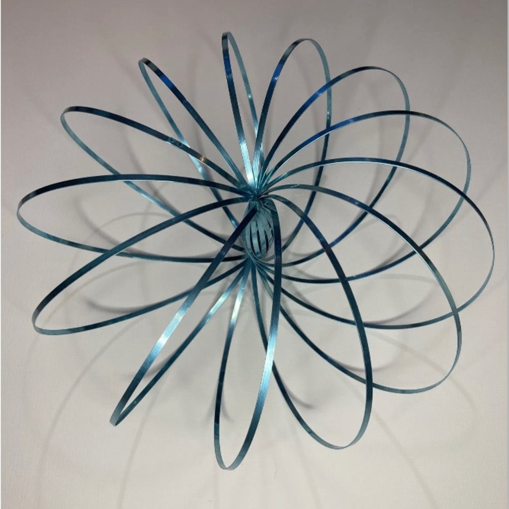 Decorative Spring Toy - Multi Sensory Interactive 3D Shaped Flow Ring,  BLUE